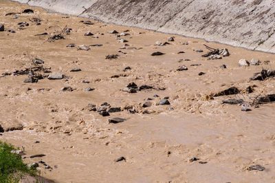 Rivière d'une drôle de couleur